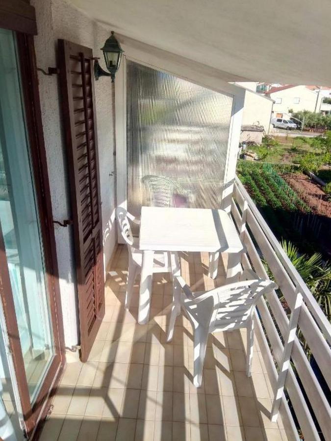 Apartments Zadro Tribunj  Ngoại thất bức ảnh